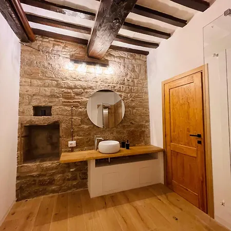 Fusion Loft - Town Of Stone * Gubbio